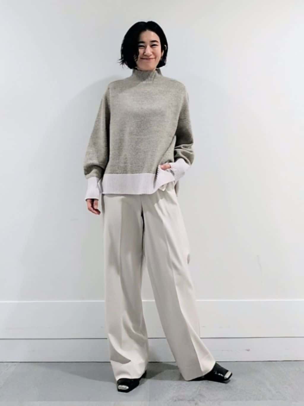 ミズタさんの「UNTITLED｜【8色展開/洗える】ウールカシミヤ ハイネックニット」を使ったコーディネート