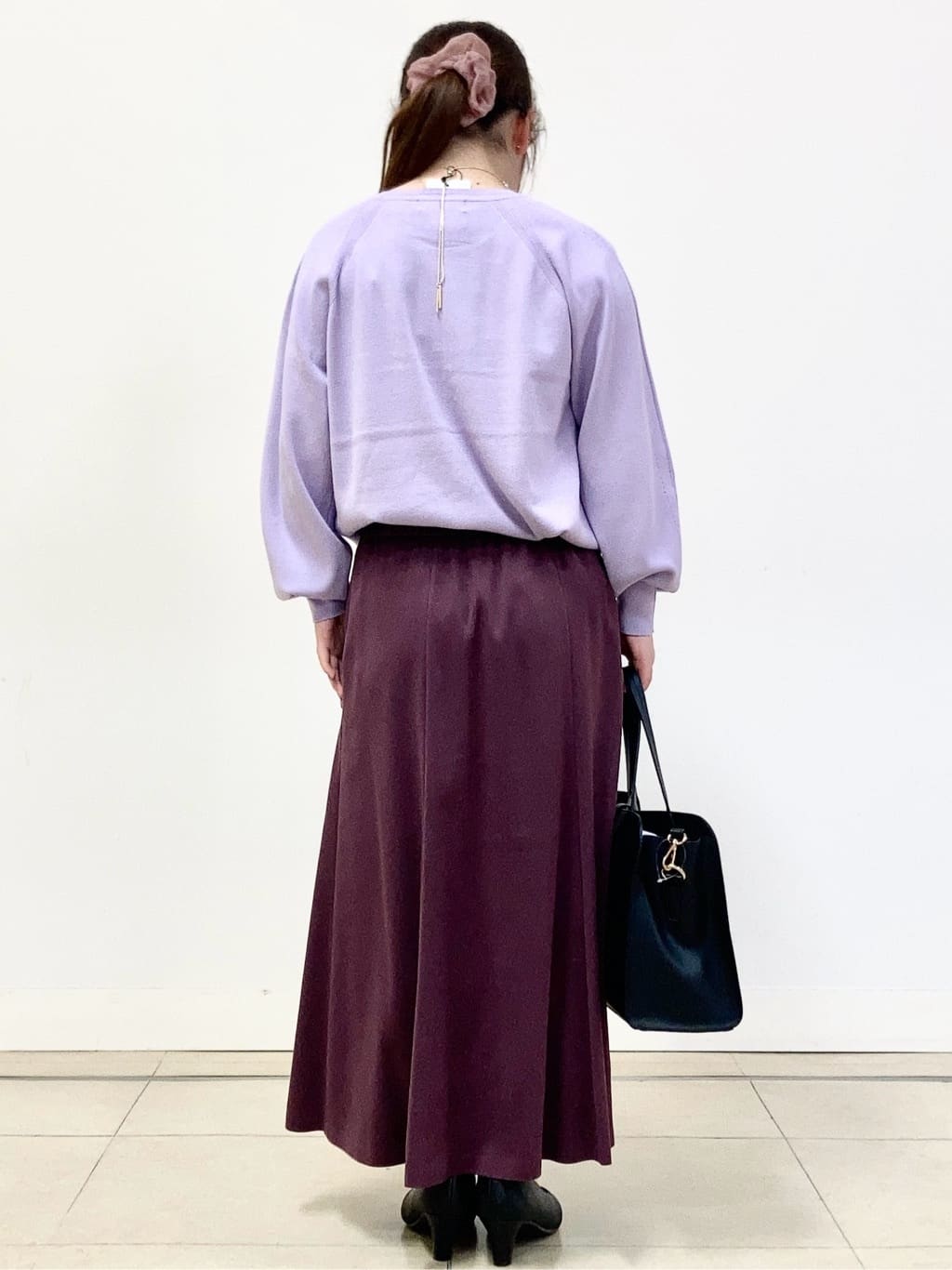 tomominさんの「Reflect｜【ゆったり着られる◎】ラグランスリーブニット」を使ったコーディネート