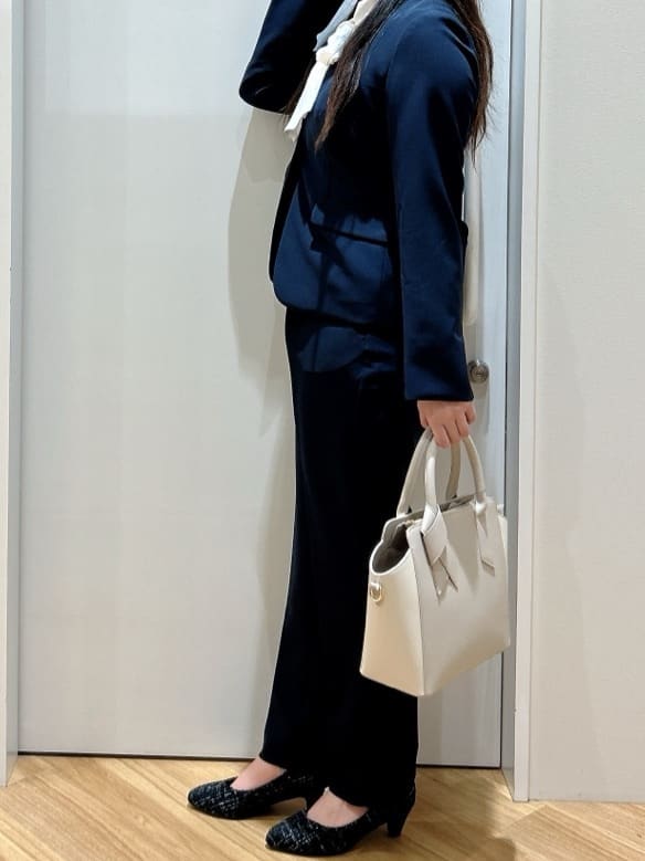 みいさんの「grove｜【マシンウォッシュ／防シワ/SS-3L】ストレッチノーカラージャケット」を使ったコーディネート