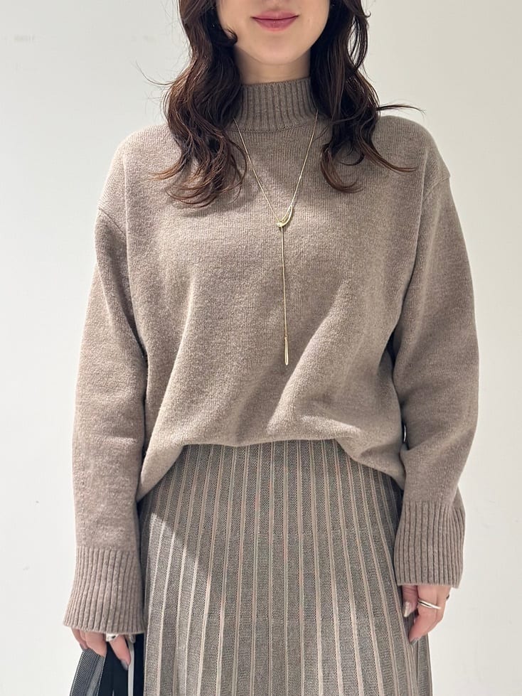 そんさんの「INDIVI｜【カシミヤ混】ミドルゲージ ハイネックニット」を使ったコーディネート
