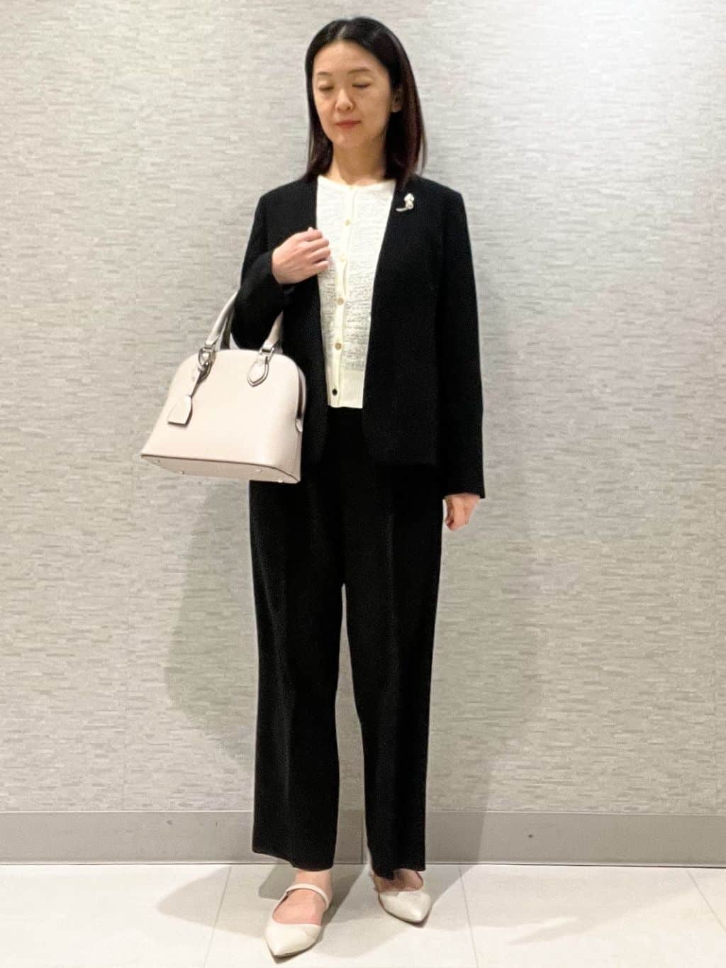 marikoさんの「Reflect｜【SS-4Lサイズ／通勤／セットアップ可】ノーカラージャケット」を使ったコーディネート