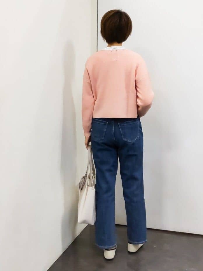 やまちゃんさんの「grove｜【選べる着丈】大人のためのストレートデニムパンツ」を使ったコーディネート