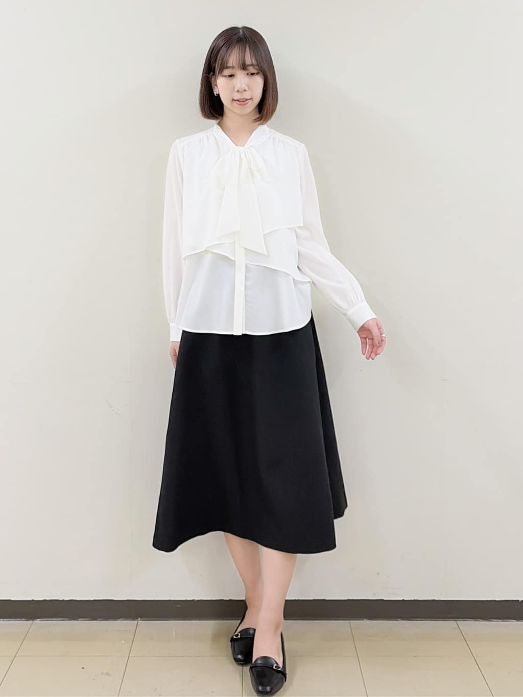 yurinaさんの「index｜アシンメトリーレイヤードボウタイブラウス【洗濯機OK／イージーアイロン／防シワ】《XS～3L》」を使ったコーディネート