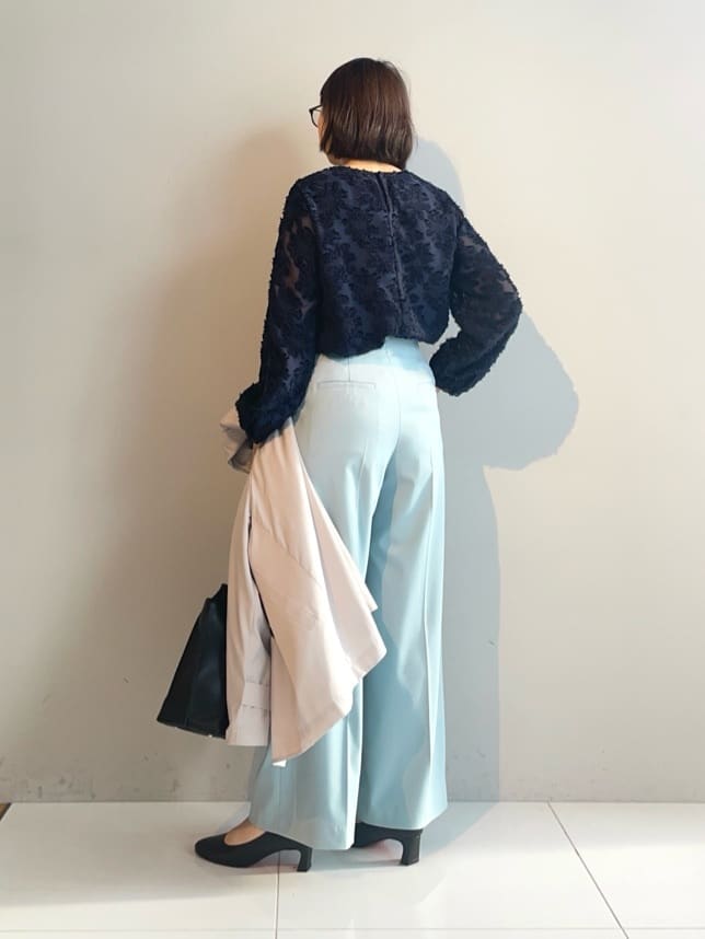 murayamaさんの「INDIVI｜【華やか／大人シアー／セレモニー】カットフリンジブラウス」を使ったコーディネート
