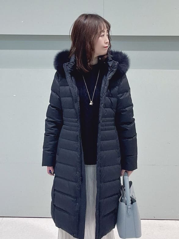 makiさんの「UNTITLED｜【はっ水機能/フード取り外し可/防寒】ロングダウンコート」を使ったコーディネート