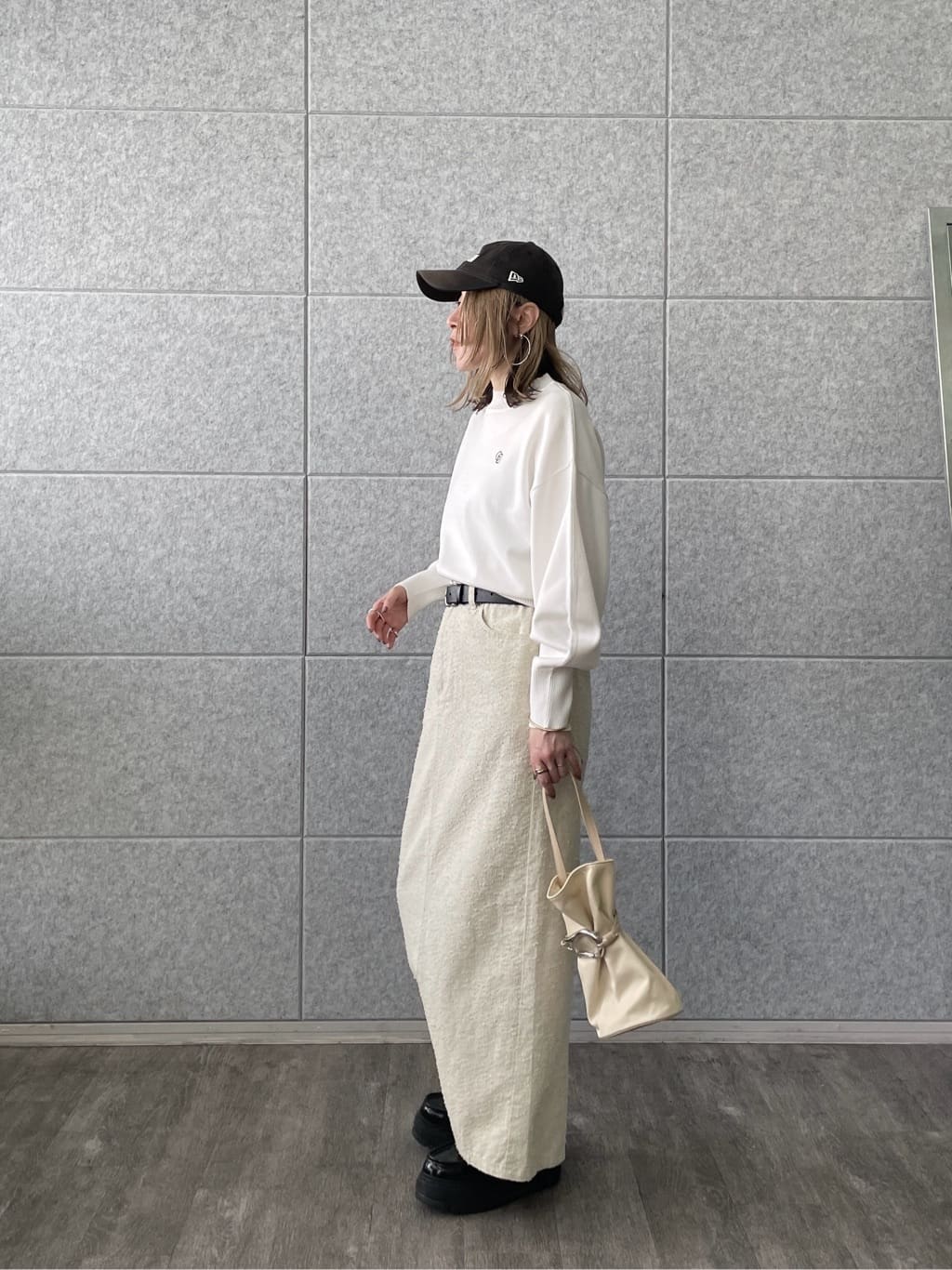 kotakiさんの「INDIVI｜Timeless｜フォルムロゴニット」を使ったコーディネート