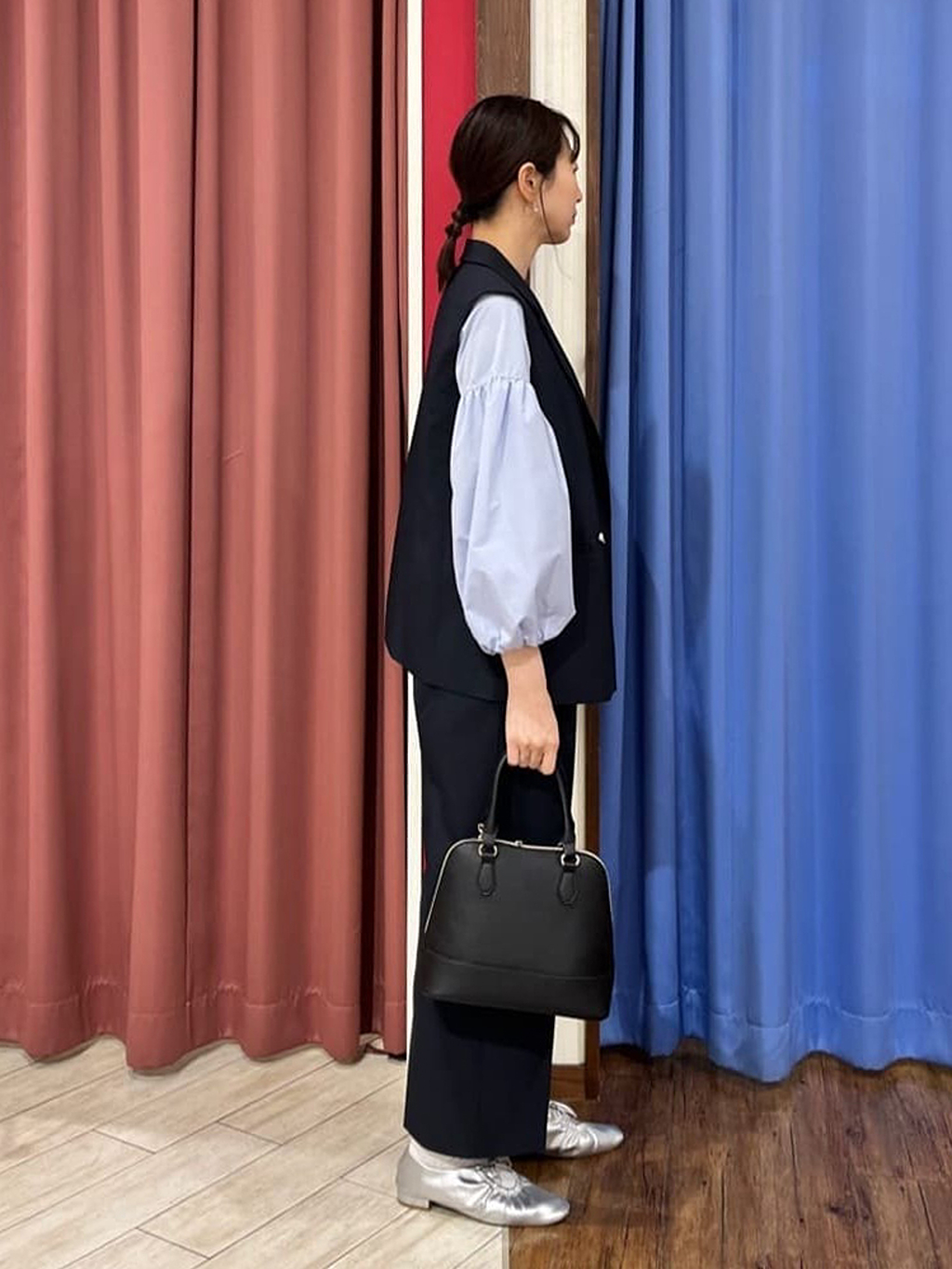 muさんの「SHOO･LA･RUE｜【セットアップ可/S-LL/洗濯機可】サッと羽織ってこなれ見え ダブルブレストジレ」を使ったコーディネート
