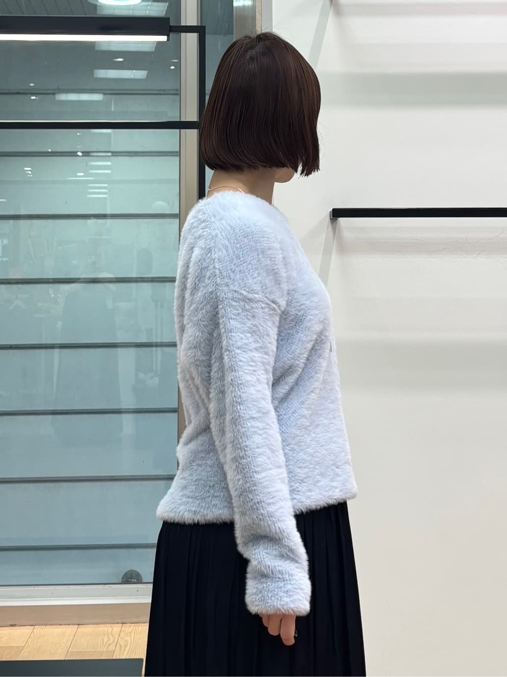 asamiさんの「INDIVI｜【洗える】エアリーシャギートップス」を使ったコーディネート