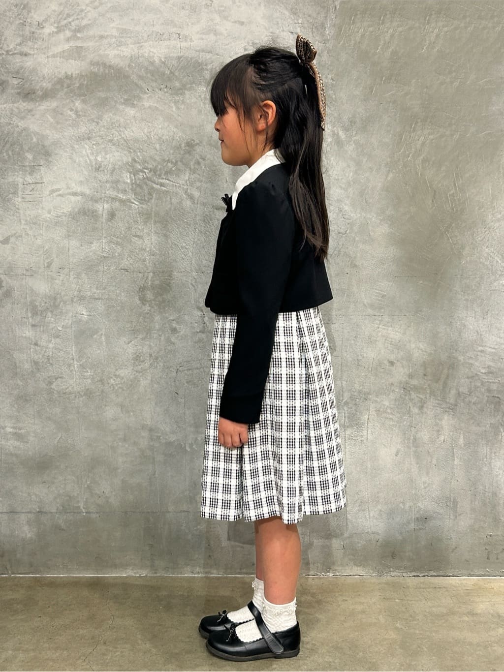 naokoさんの「THE SHOP TK｜【120-130/3点セット】ジャケット＆チェックワンピース/入園・卒園・入学」を使ったコーディネート