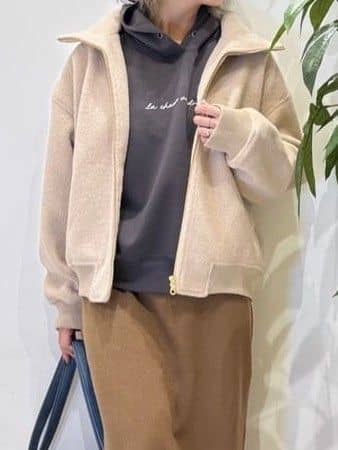 misakiさんの「SHOO･LA･RUE｜【S-LL】軽くてふんわりあたたかい スライバージャケット」を使ったコーディネート