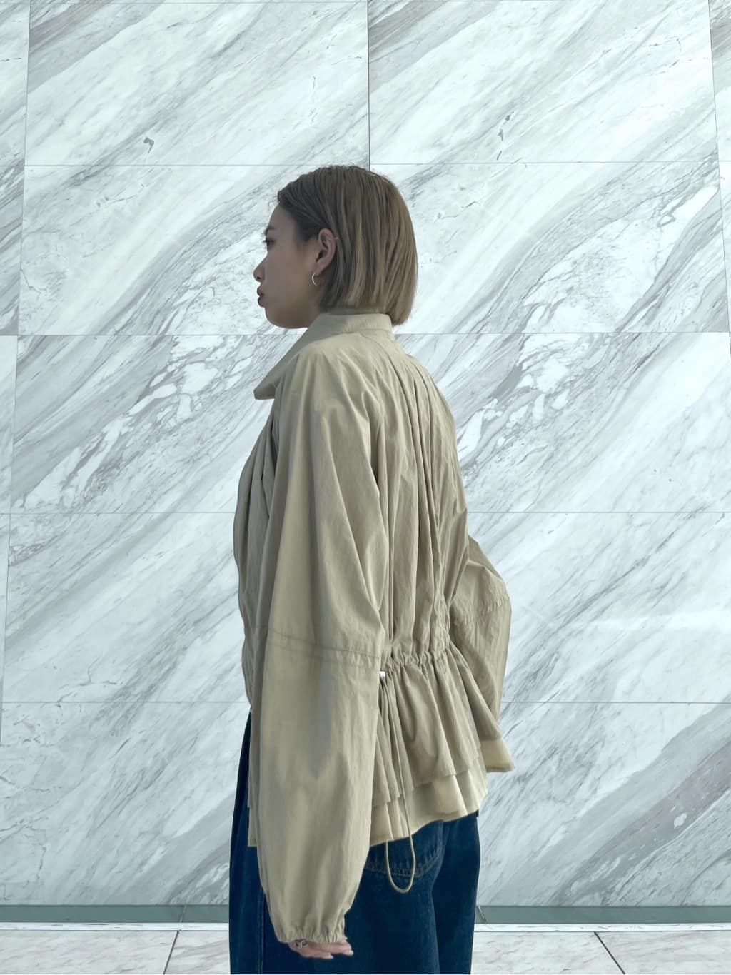 Harukaさんの「INDIVI｜シャーリングペプラムブルゾン」を使ったコーディネート