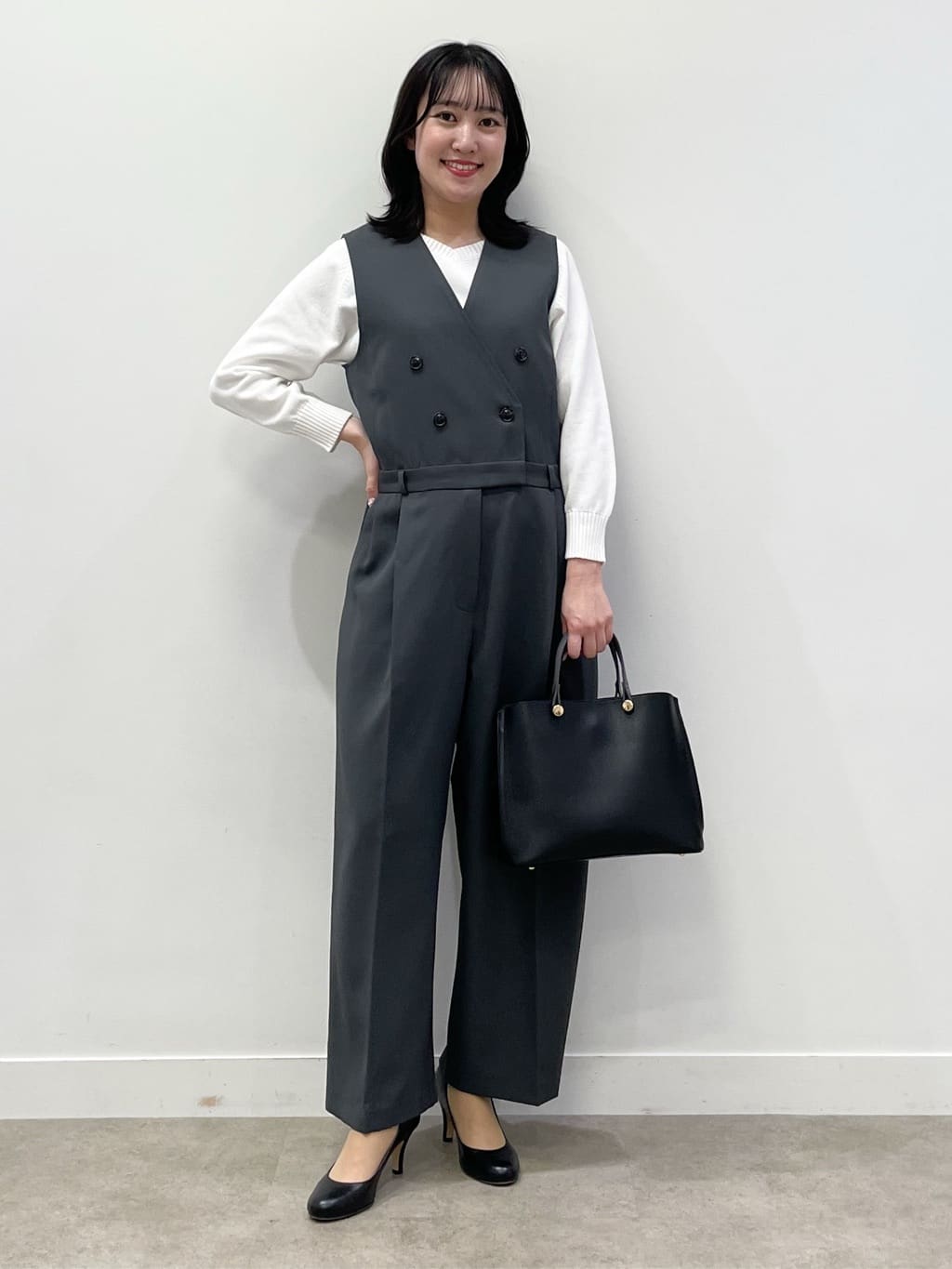yukariさんの「Dessin｜【洗える】コットンVネックニット」を使ったコーディネート