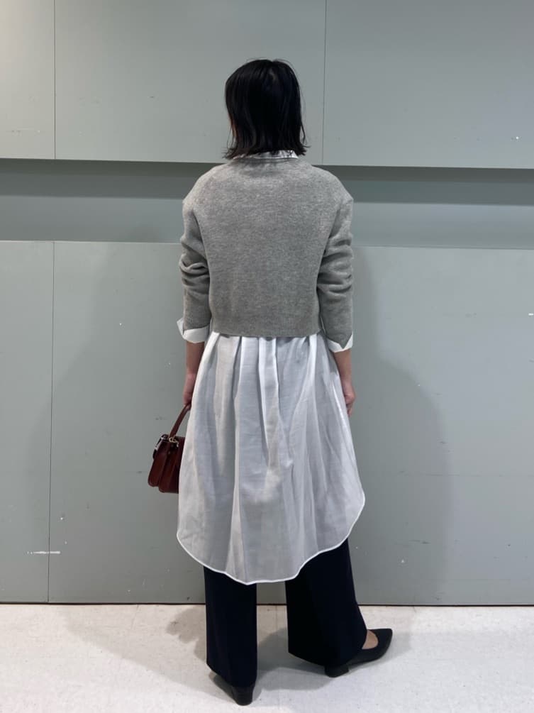 hitomiさんの「UNTITLED｜【ゆったりサイズ／着丈短め】ジップニットカーディガン」を使ったコーディネート
