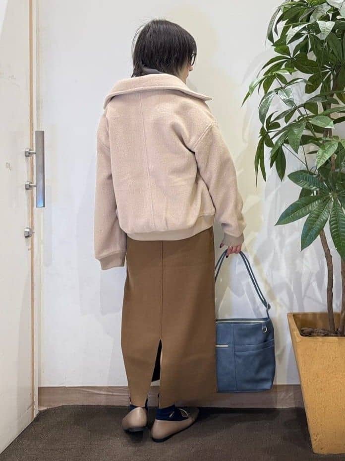 misakiさんの「SHOO･LA･RUE｜【S-LL】軽くてふんわりあたたかい スライバージャケット」を使ったコーディネート