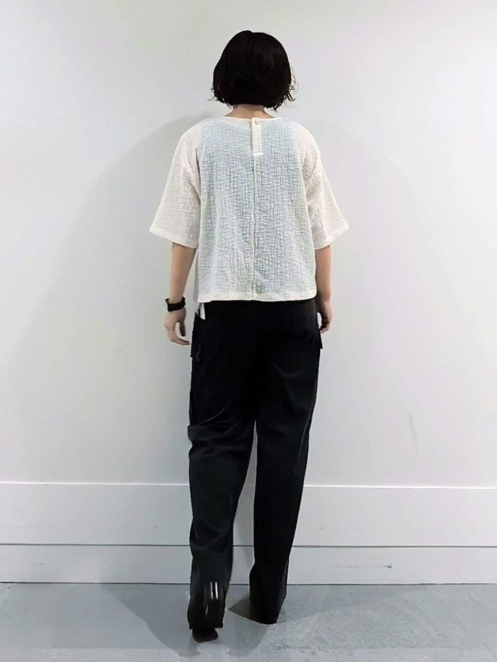 ミズタさんの「UNTITLED｜【五分袖/ジャージトップス】スラブカールマイヤープルオーバー」を使ったコーディネート