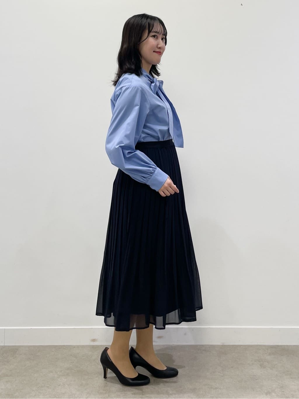 yukariさんの「Dessin｜【入卒/セレモニー】パール調ボタンベスト」を使ったコーディネート