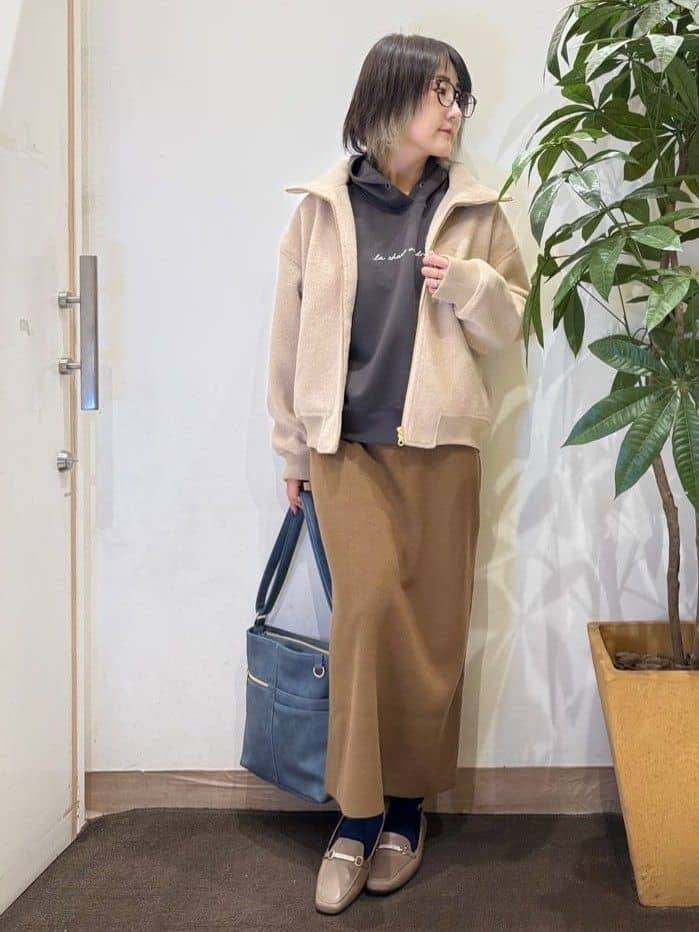 misakiさんの「SHOO･LA･RUE｜【S-LL】軽くてふんわりあたたかい スライバージャケット」を使ったコーディネート