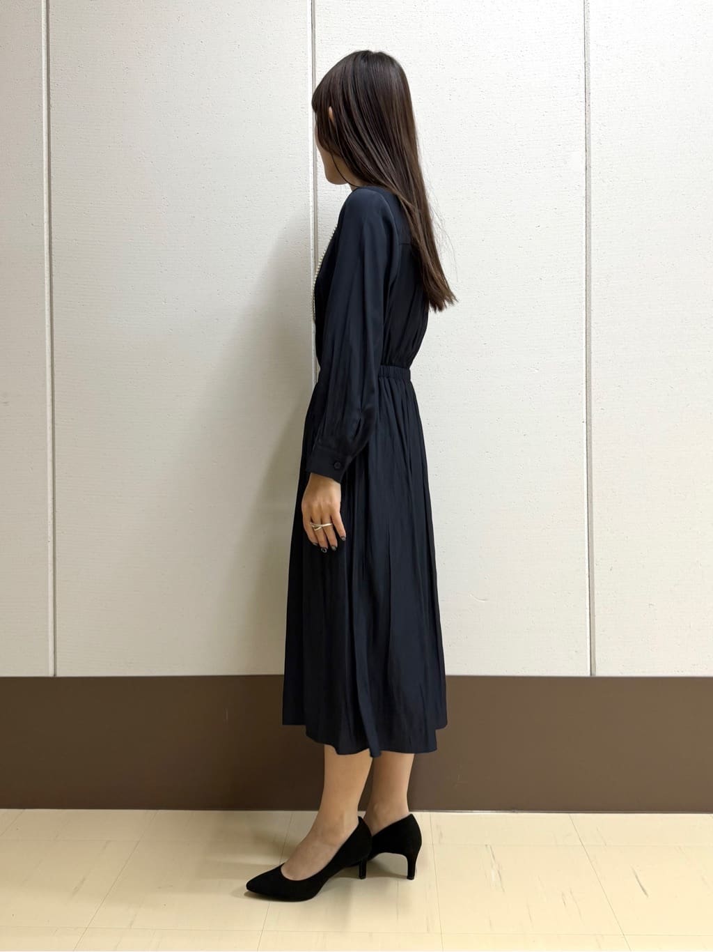mamiさんの「INDIVI｜【洗える】ギャザーフレアワンピース」を使ったコーディネート