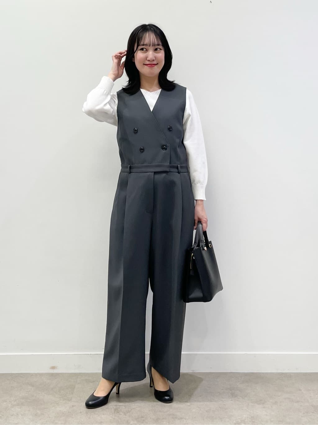 yukariさんの「Dessin｜【洗える】コットンVネックニット」を使ったコーディネート