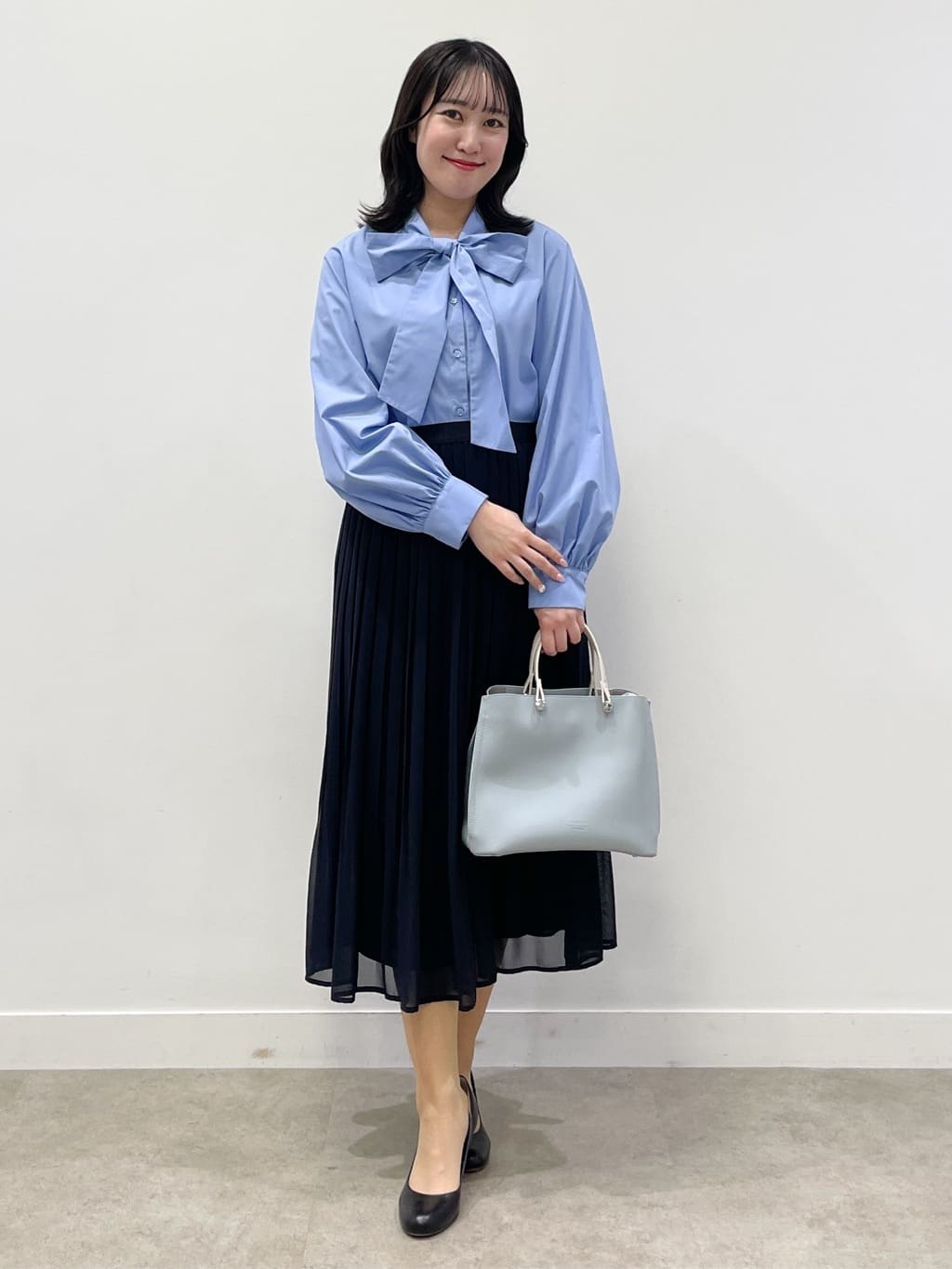 yukariさんの「Dessin｜【入卒/セレモニー】パール調ボタンベスト」を使ったコーディネート