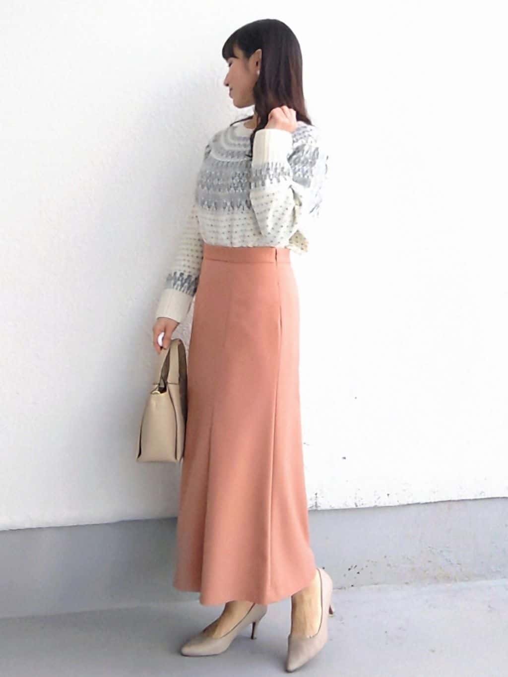 keinaさんの「SunaUna｜【ラメ混】ノルディック風ジャカード柄ニット」を使ったコーディネート