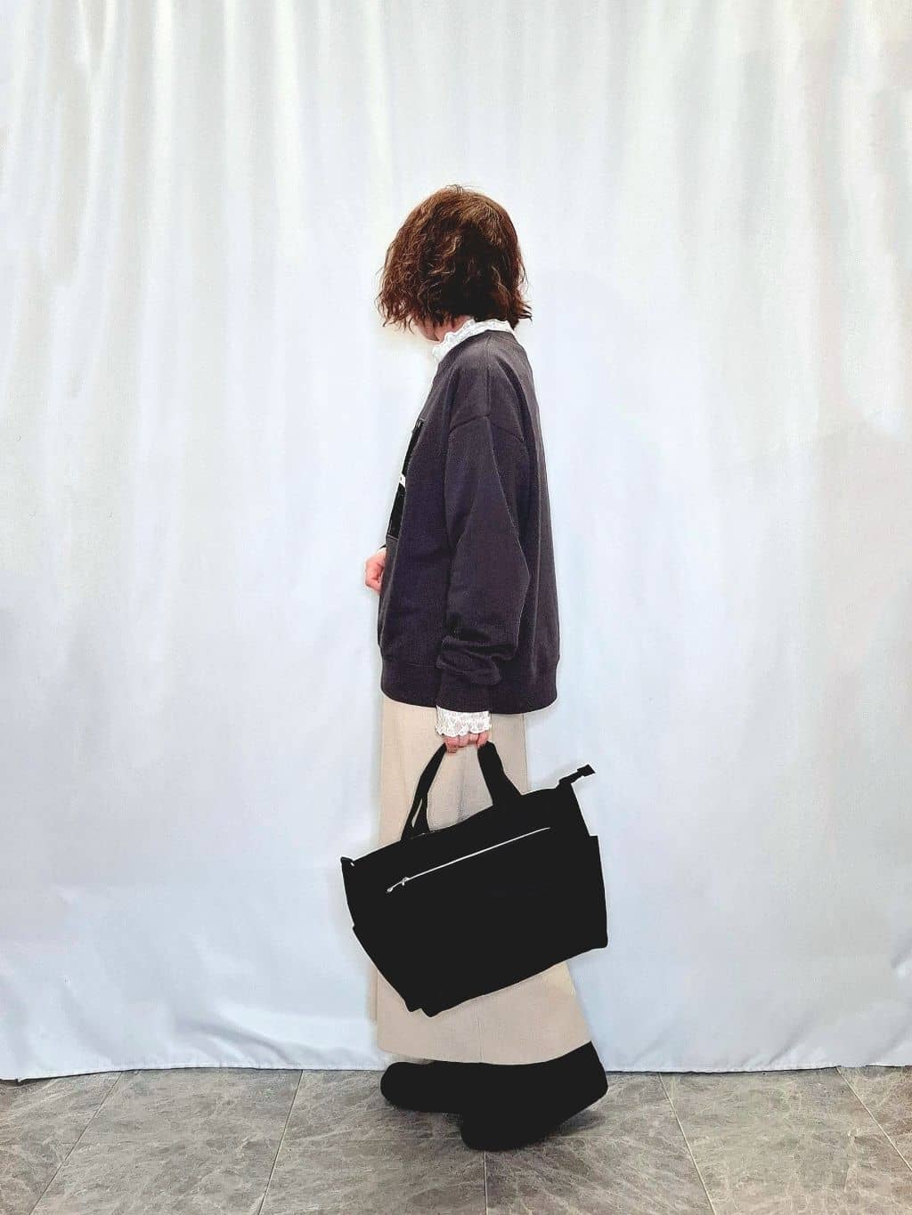ぬーさんの「SHOO･LA･RUE｜【洗濯機可/セットアップ可/毛玉になりにくい】心地よく穿ける ニットナロースカート」を使ったコーディネート