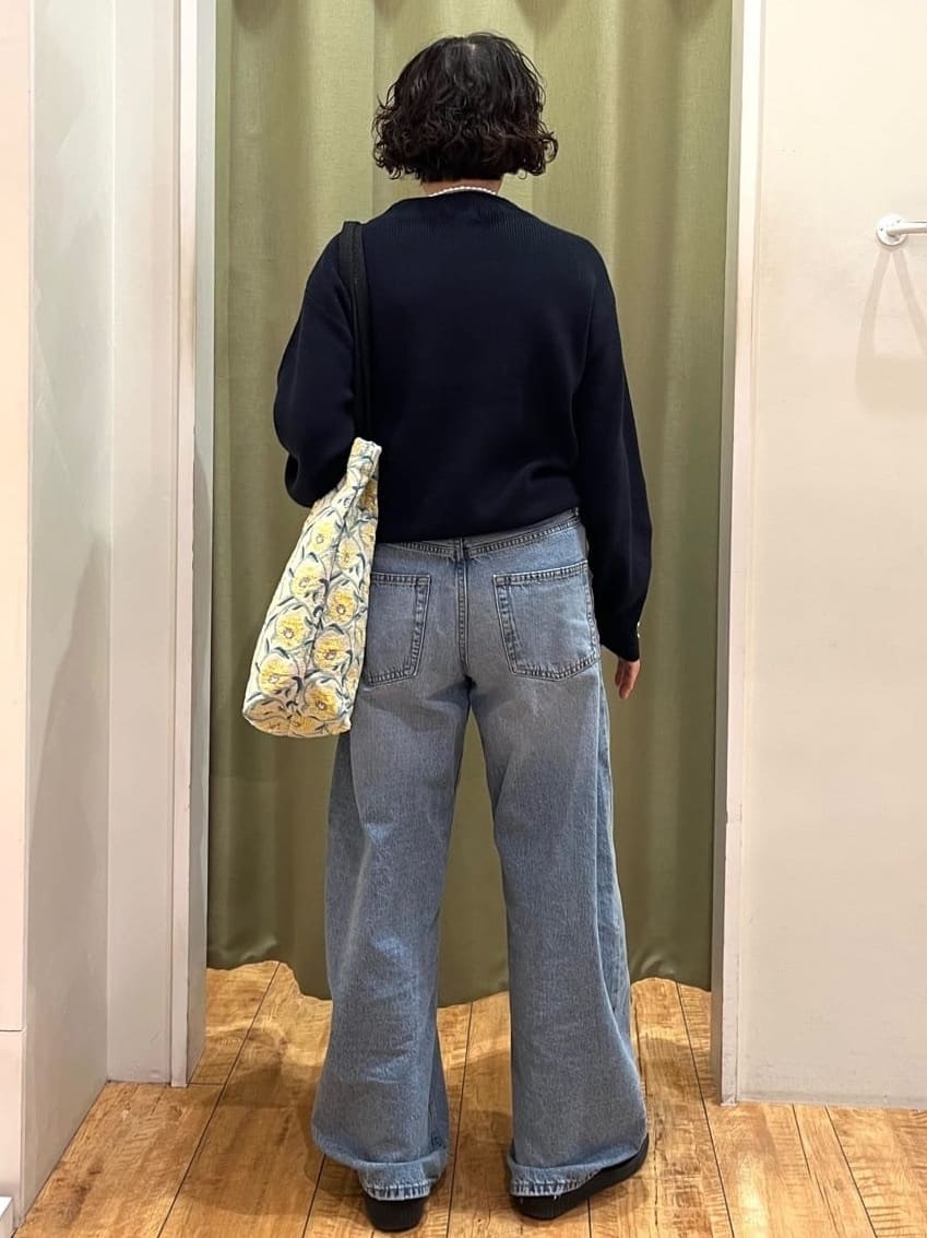 ☆ほしさんの「SHOO･LA･RUE｜【毛玉になりにくい/洗濯機可/S-LL】お袖パールの上品ニット」を使ったコーディネート
