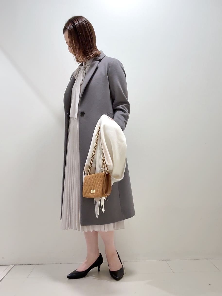 YUIさんの「UNTITLED｜【スタイリッシュ／オンオフ兼用】ウールチェスターコート」を使ったコーディネート