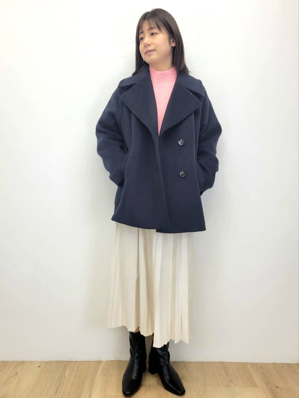 LISAさんの「OPAQUE.CLIP｜カシミヤブレンドウールミドルピーコート」を使ったコーディネート