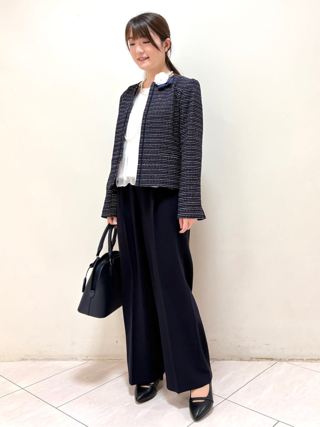 mikiさんの「Reflect｜【SS-4Lサイズ】ピンタック&times;スカラレースブラウス」を使ったコーディネート