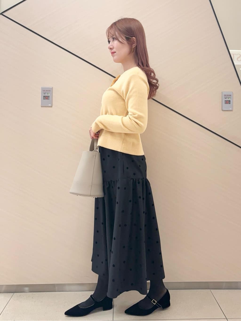 Rinaさんの「DRESSTERIOR｜◆ウォッシャブルコットンカシミヤカーディガン」を使ったコーディネート