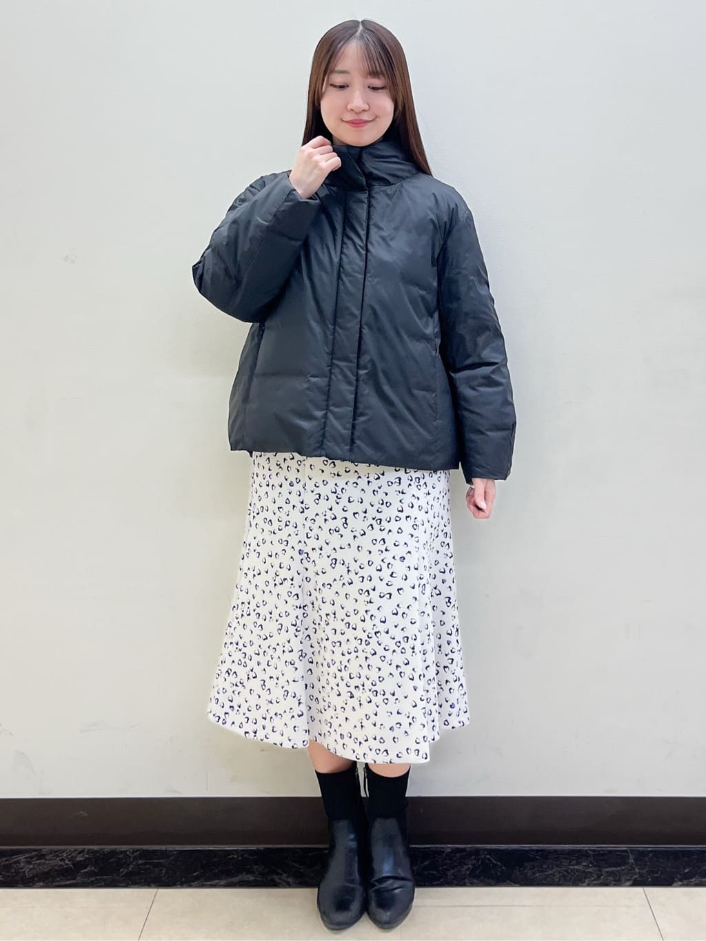 mikikoさんの「Reflect｜【すっきりシルエット】ショート丈ダウンコート」を使ったコーディネート