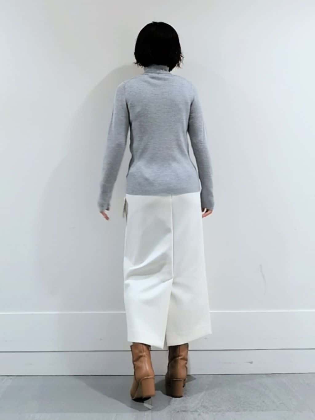 ミズタさんの「UNTITLED｜【洗える/アンサンブル可能/ウール100%】リブタートルネックウールニット」を使ったコーディネート