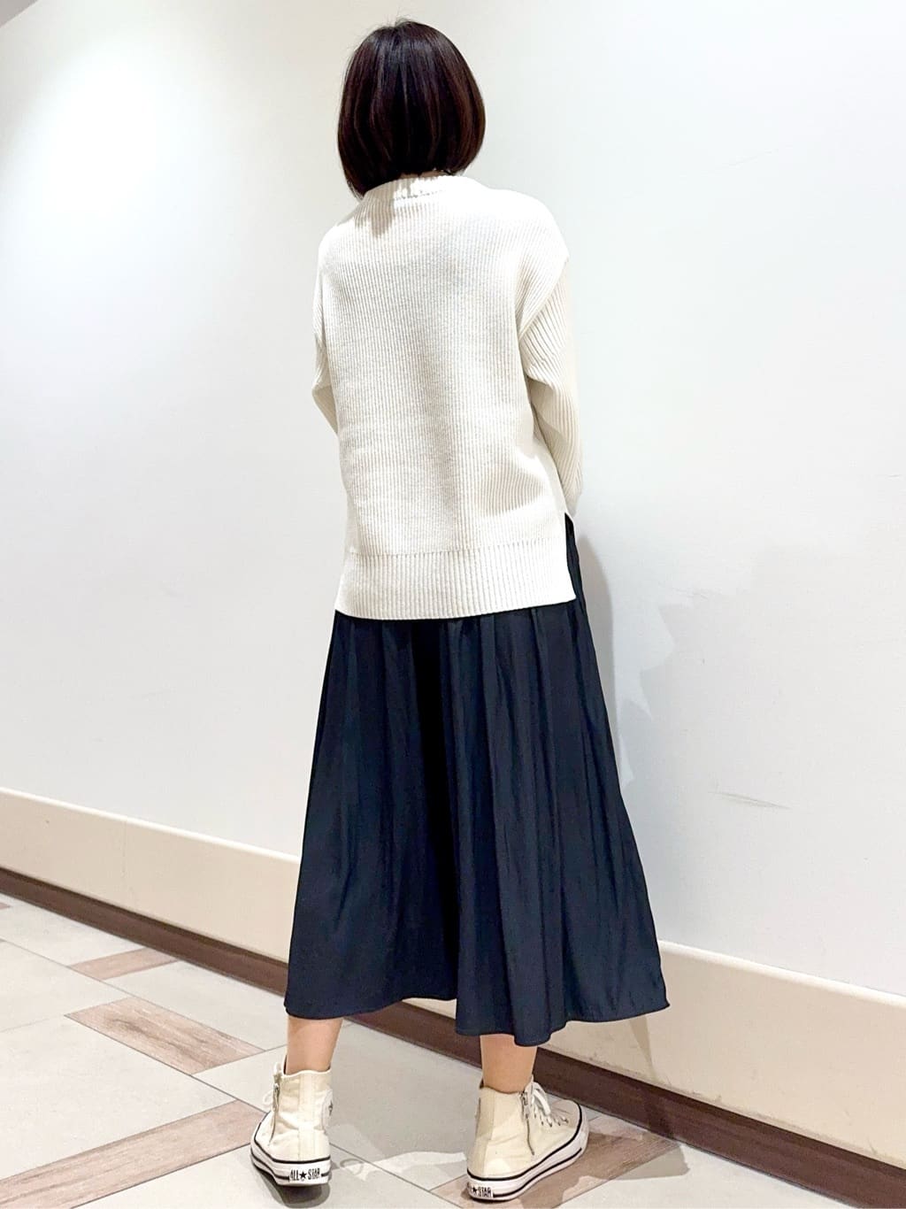 kaeさんの「Reflect｜【腰周りカバー／長め丈】モックネックニットプルオーバー」を使ったコーディネート
