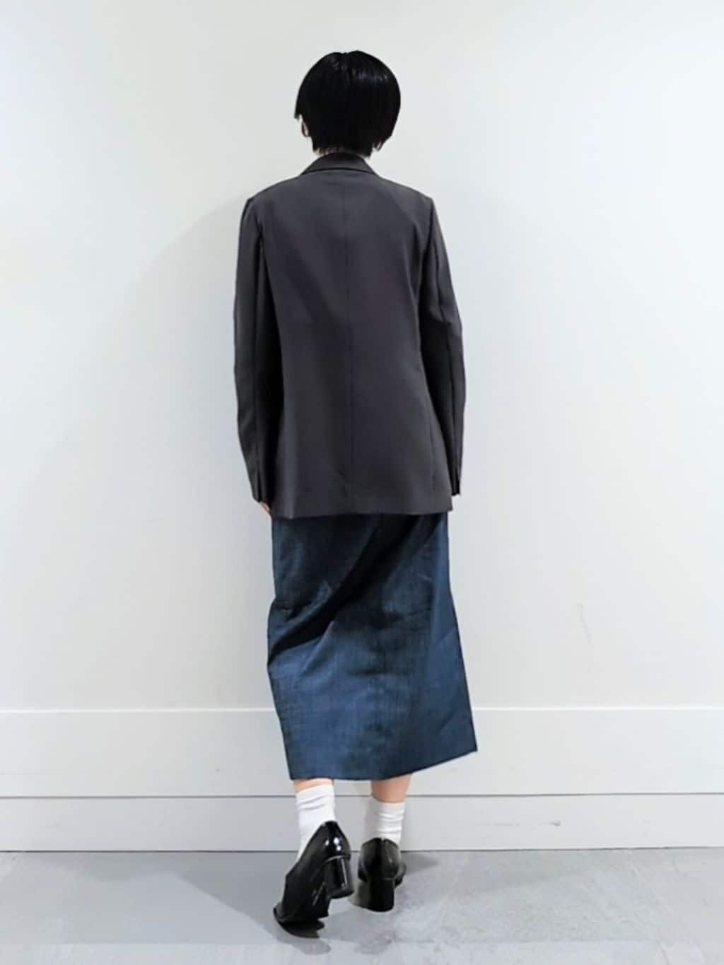 ミズタさんの「UNTITLED｜【新色追加/セットアップ可】エアリー ダブルブレストジャケット」を使ったコーディネート