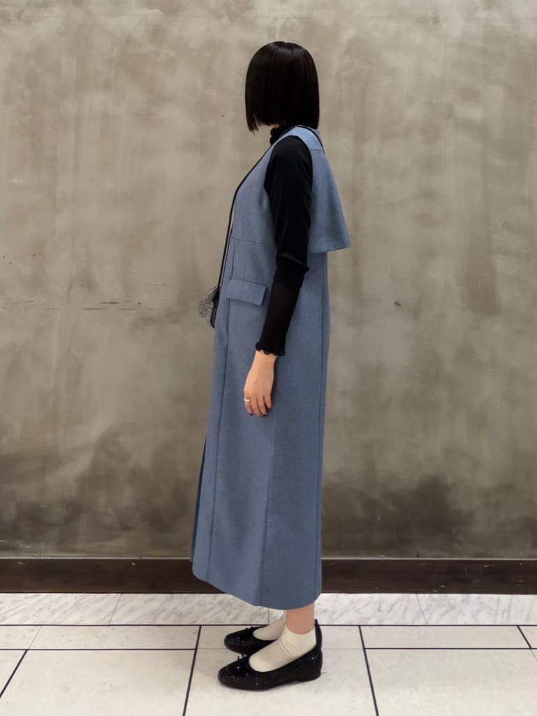 maiさんの「grove｜高評価！【一枚着／ジレ】着回しできるトレンチライクジャンドレ」を使ったコーディネート
