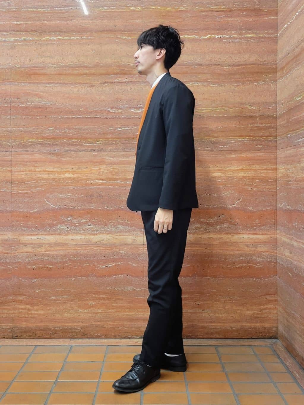 piroyaさんの「TAKEO KIKUCHI｜【ON／OFF兼用】CARREMANファブリック ノーカラージャケット」を使ったコーディネート