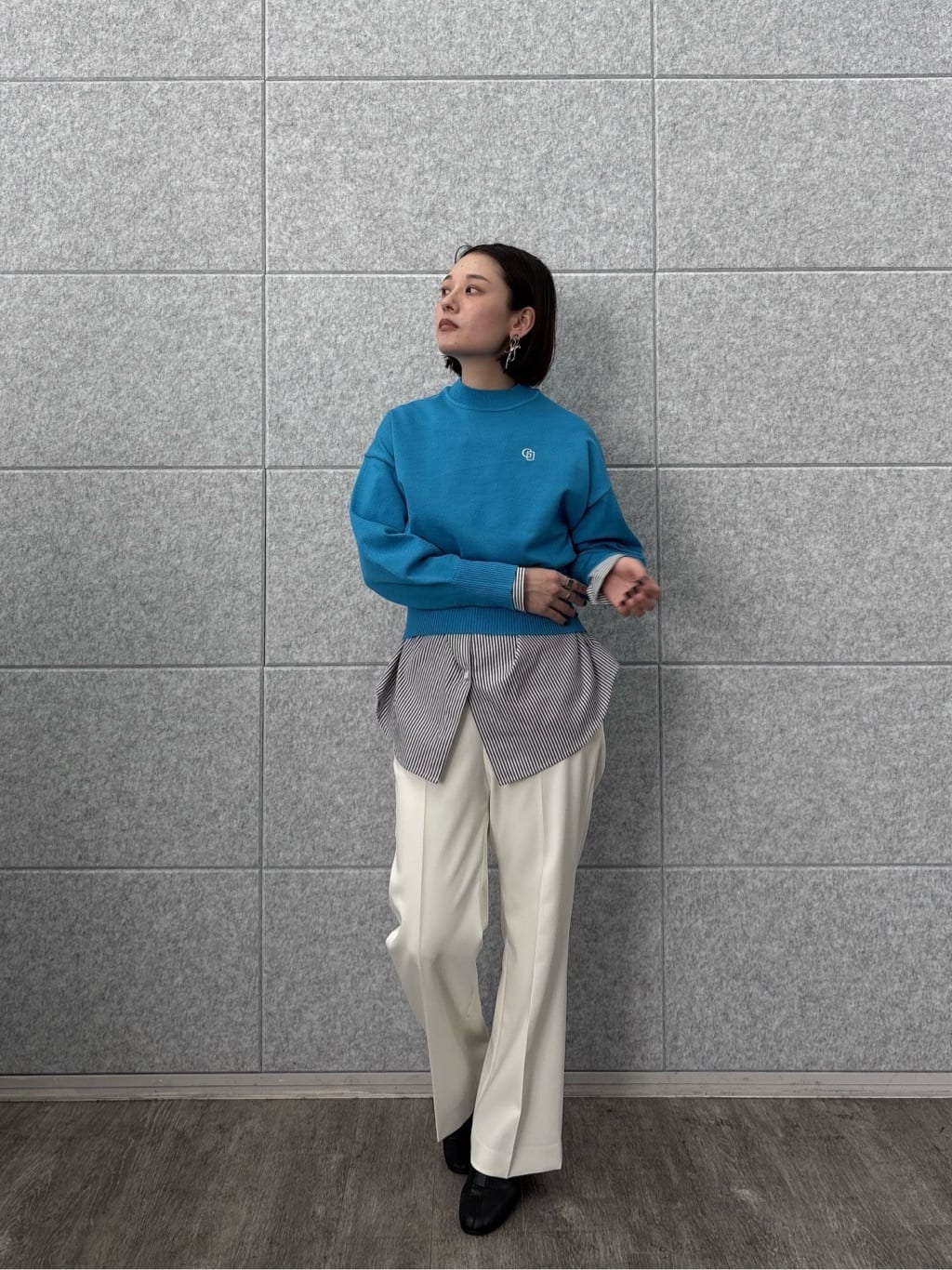ayanoさんの「INDIVI｜Timeless｜フォルムロゴニット」を使ったコーディネート