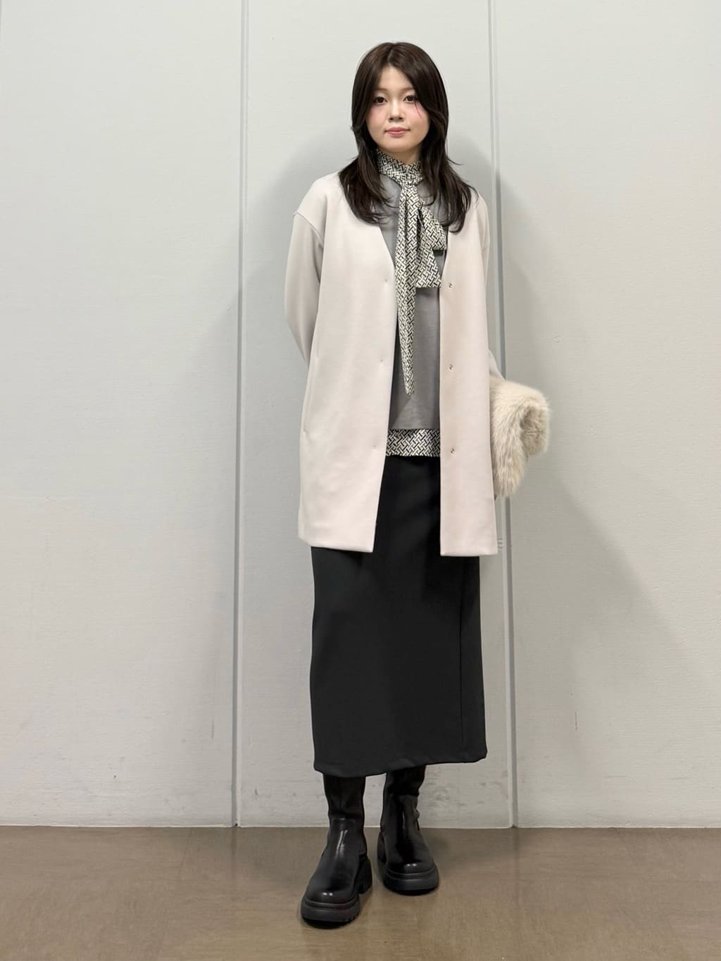 mizukiさんの「INDIVI｜【洗える／選べる8色】トーンアップニット」を使ったコーディネート
