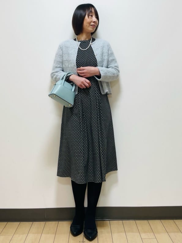 Riiさんの「Reflect｜【お食事会やお出かけに◎】ふんわりジャカード編みカーディガン」を使ったコーディネート