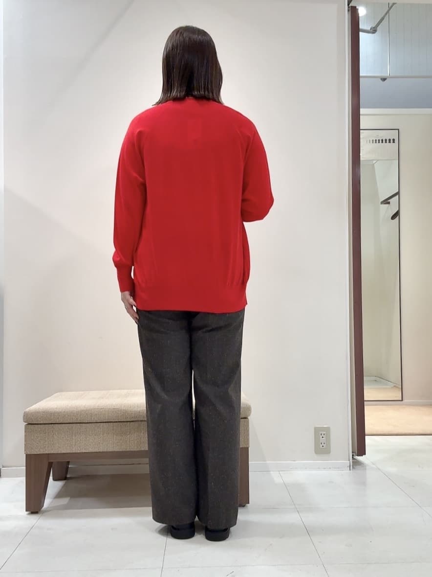 YUIさんの「UNTITLED｜【アンサンブル可/洗える/Vネック】ウールシルクカーディガン」を使ったコーディネート