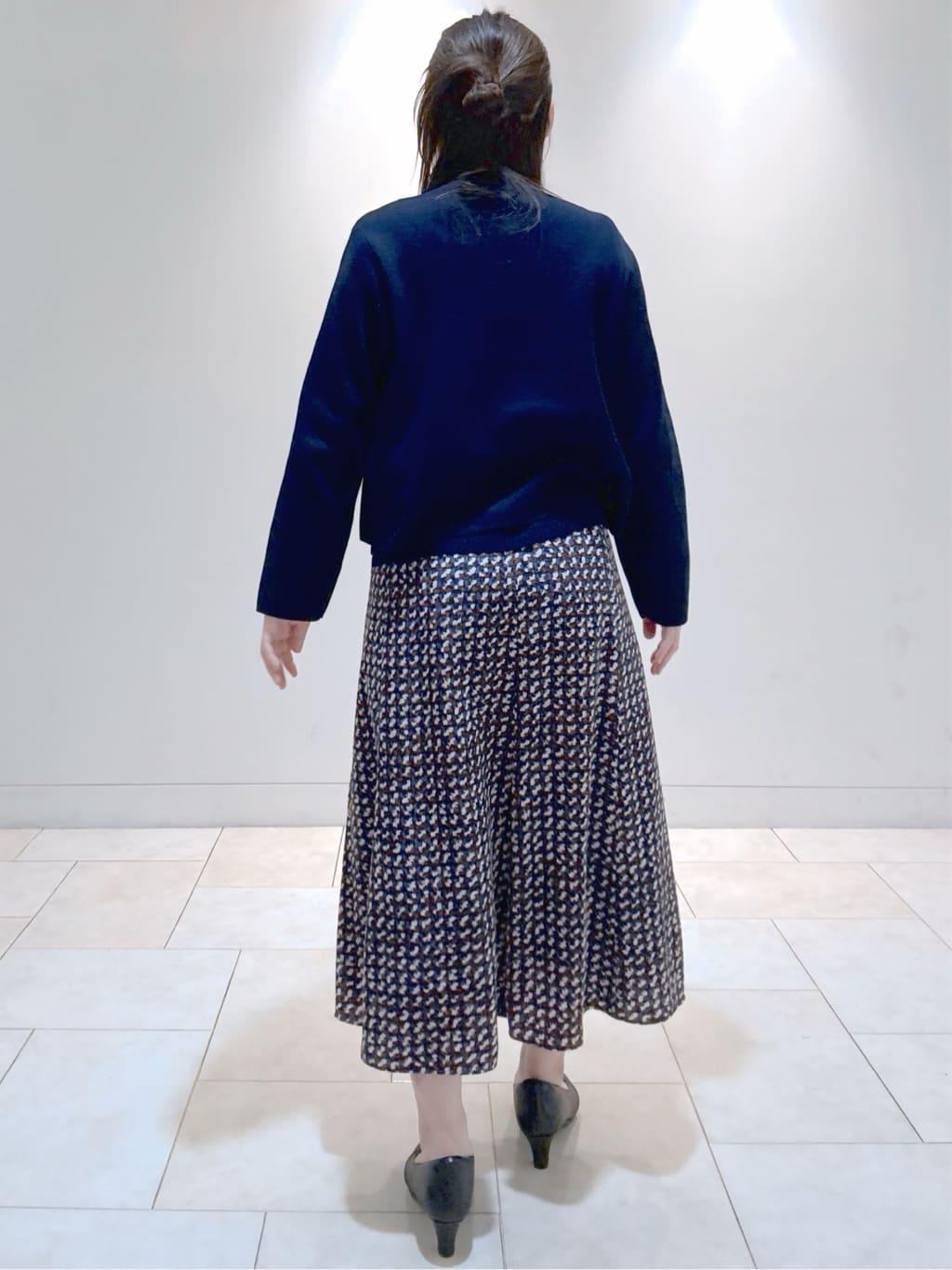 S&auml;K&iuml;さんの「Reflect｜【選べる5色／アンサンブル可】クルーネックカーディガン」を使ったコーディネート