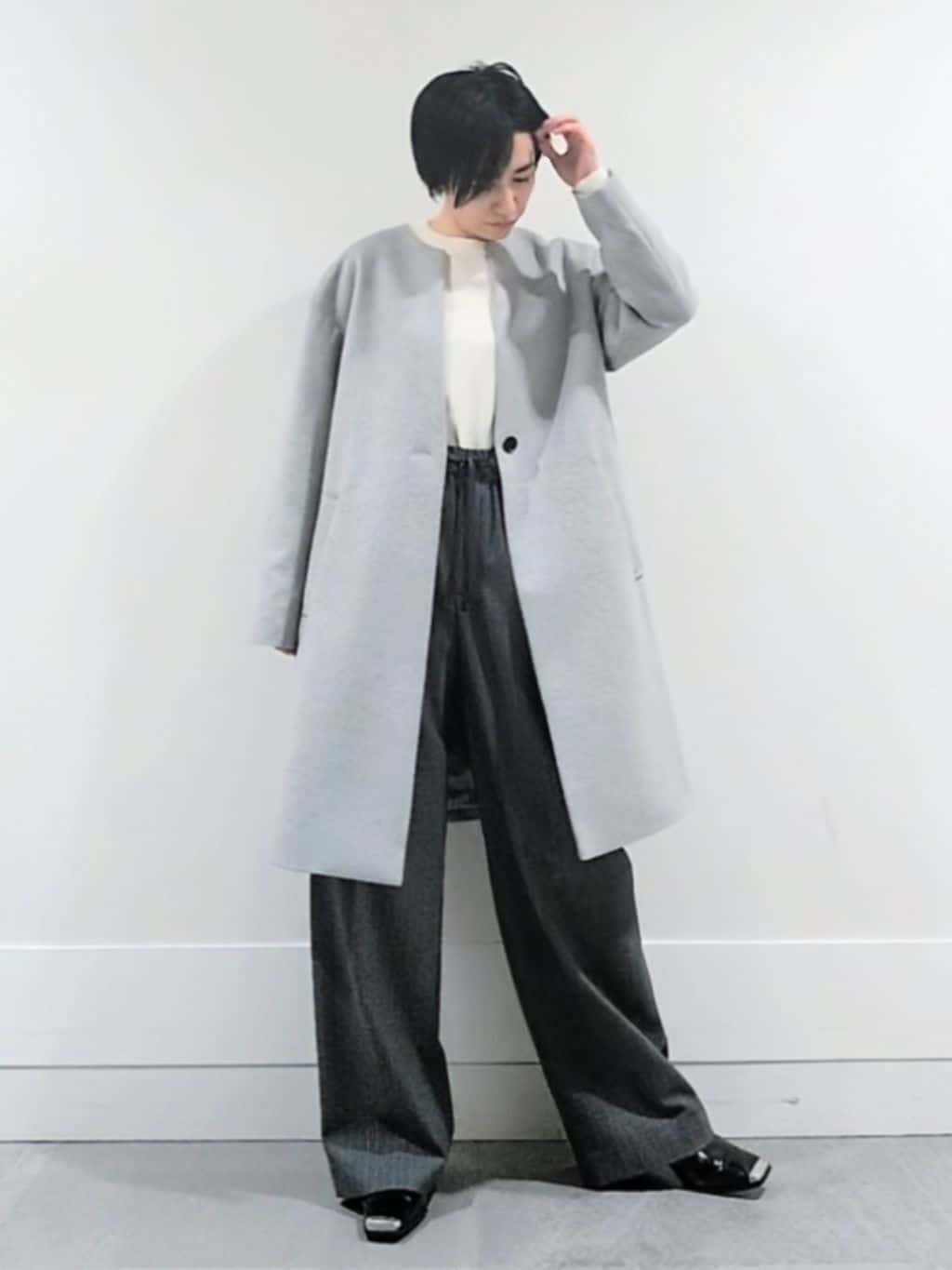 ミズタさんの「UNTITLED｜【8色展開／コンパクト丈】レーヨン混 コクーンニット」を使ったコーディネート