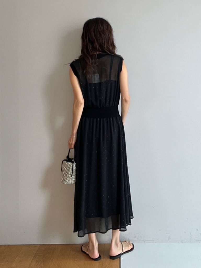 misaさんの「DRESSTERIOR｜【ウォッシャブル/きれいめ】フィルムドット シアードレス」を使ったコーディネート