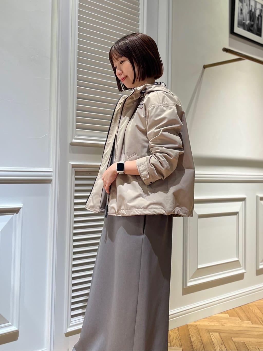 つじ まこさんの「DRESSTERIOR｜【ウォッシャブル/撥水素材】撥水ツイル マウンテンパーカー」を使ったコーディネート
