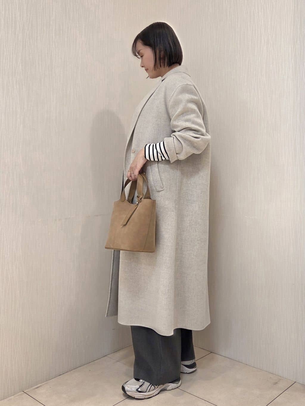 naokoさんの「UNTITLED｜【ロング丈/軽やか】テーラード　リバーコート」を使ったコーディネート