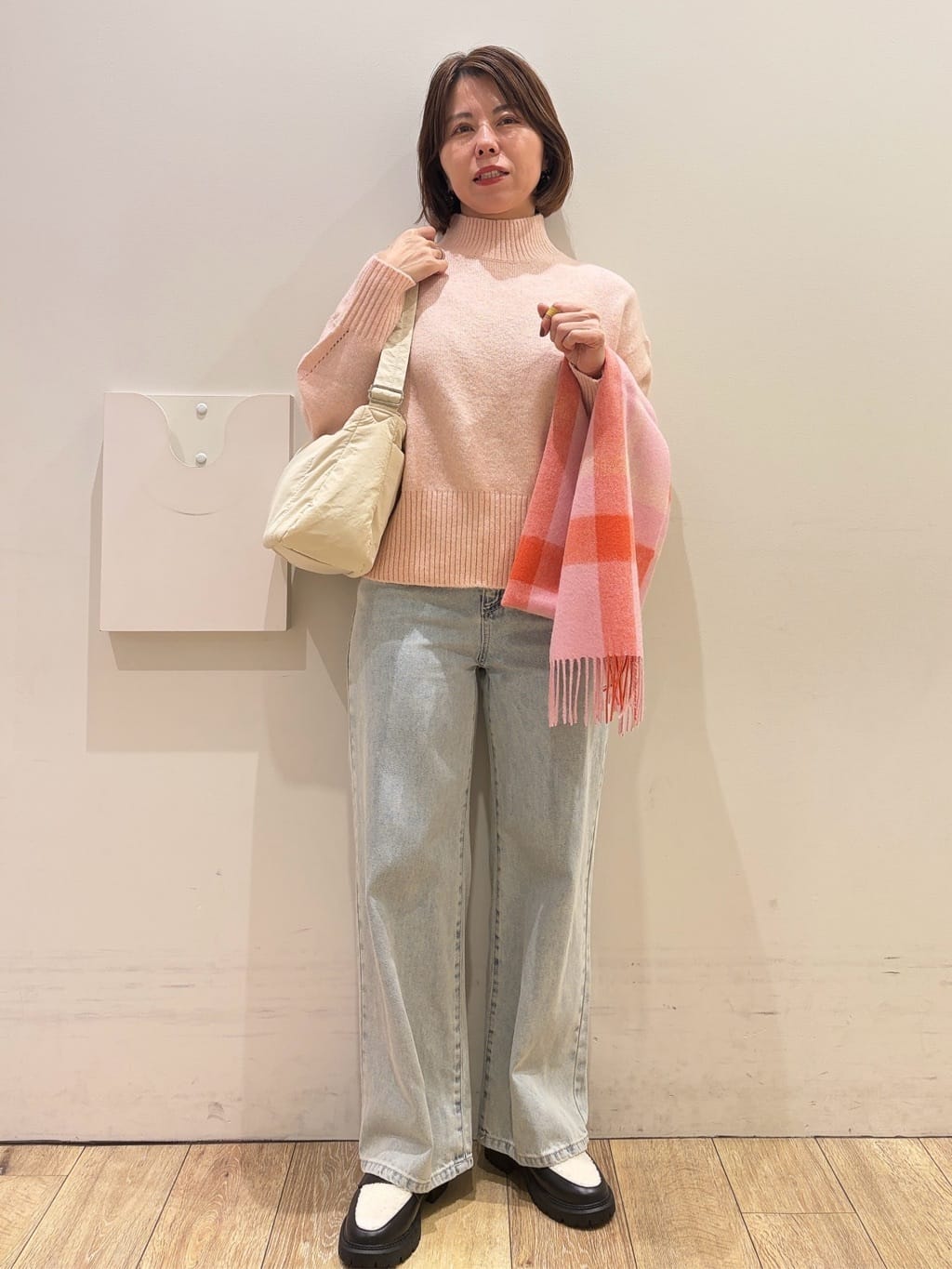 YUKOさんの「index｜《丈が選べる》デニムバギーパンツ【洗濯機洗い可】」を使ったコーディネート