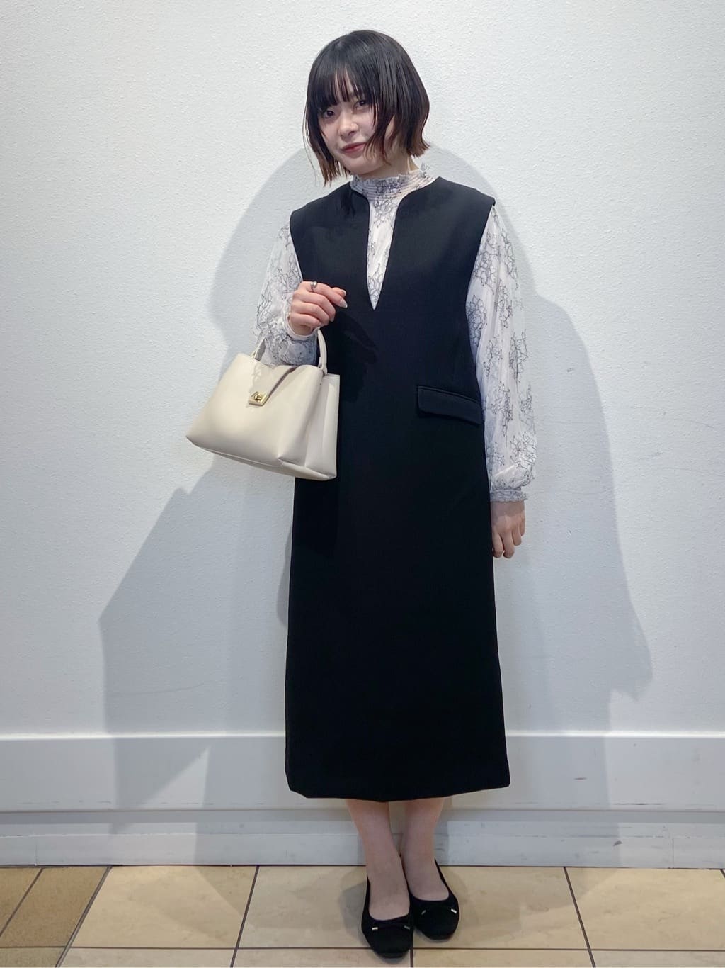 kimiさんの「index｜フリルハイネックレーストップス【洗濯機OK】」を使ったコーディネート