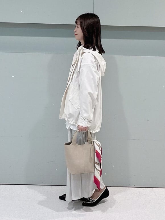makiさんの「UNTITLED｜【洗える/はっ水】リラクシーマウンテンパーカー」を使ったコーディネート
