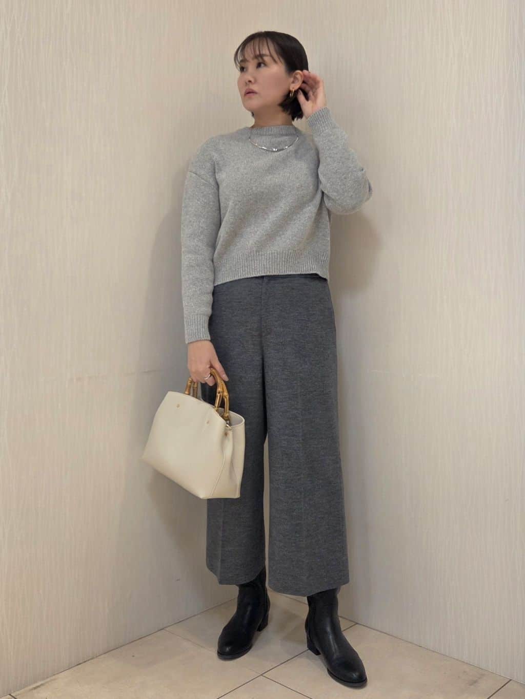 naokoさんの「UNTITLED｜【セットアップ可/ゆったり】ウール混ラメニット」を使ったコーディネート